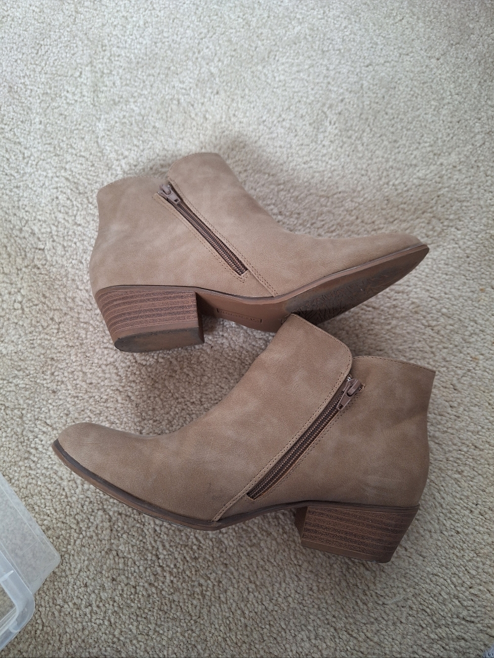 UNIONBAY Trista2 Taupe Suede-Look Ankle Booties with Side Zip 8.5